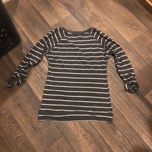 Stripped 3/4 sleeve shirt